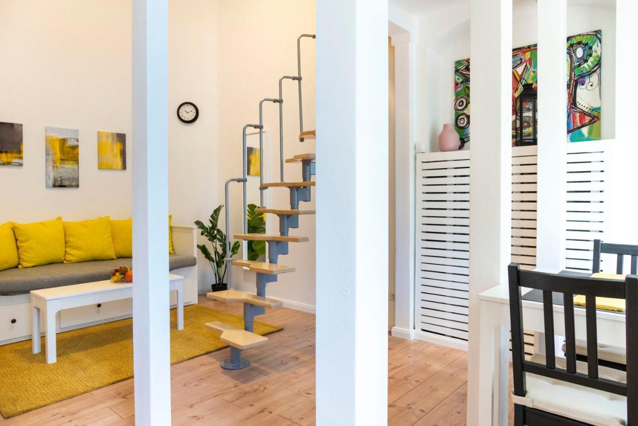 Spacious Loft Style Apartment In Berlin Willmersdorf Kültér fotó